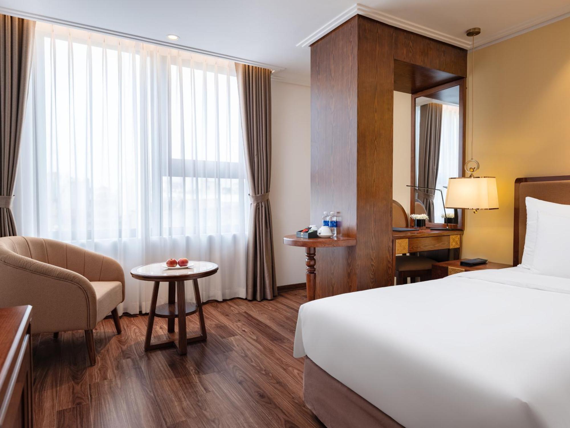 Nesta Hotel & Spa Hanoi Luaran gambar