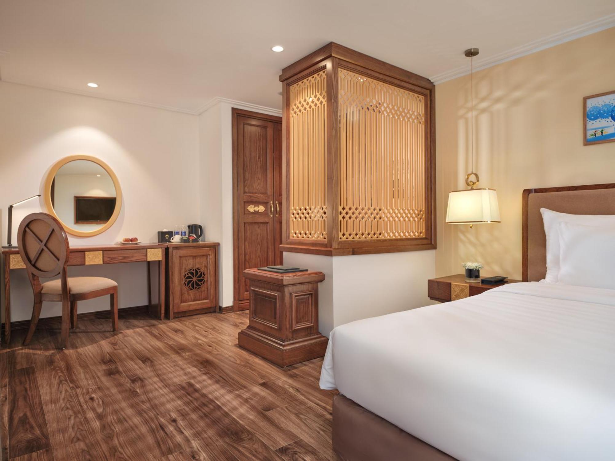 Nesta Hotel & Spa Hanoi Luaran gambar